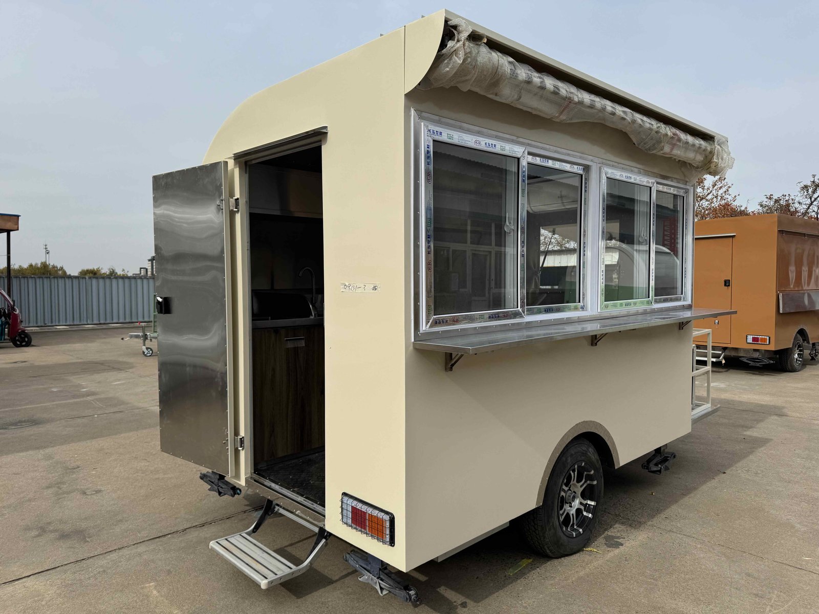 8 ft Coffee Trailer — photo 2